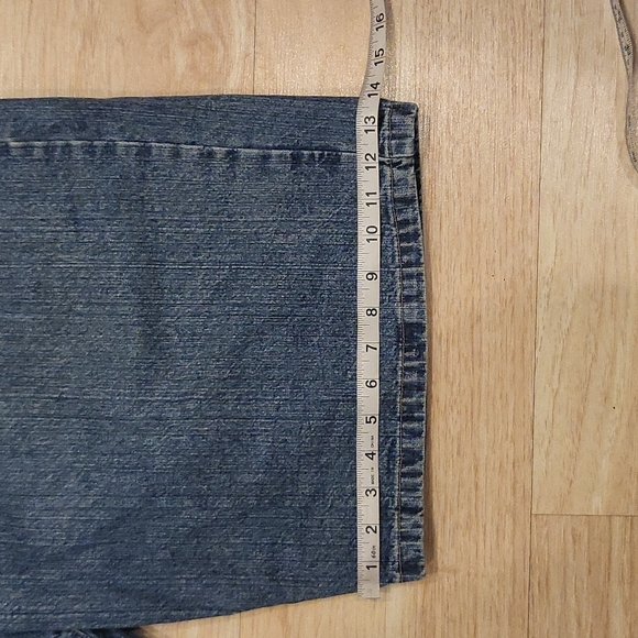 PACO SPORT SHORTS - Picture 2 of 9